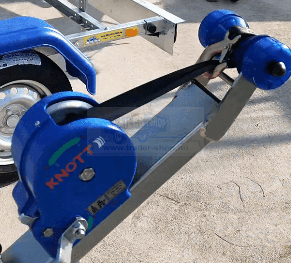 Csörlő 1150kg hevederrel, burkolt, kötőelemekkel, a kép illusztráció F0119