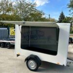 ALFA-B Modulo 22516MPK.75.2 egytengelyes fékezett zárt utánfutó, 2 hátsó ajtóval, 1 oldal ajtóval, 1 fix oldalfallal