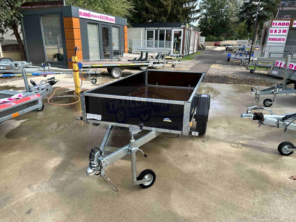 ALFA 12515MN.75F egytengelyes fékezetlen utánfutó playwood oldalfallal 244x144cm – 750kg össztömeg