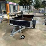 ALFA 12515MN.75F egytengelyes fékezetlen mellsőkerekes fix playwood oldalfalas nyitott utánfutó