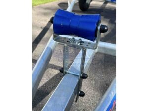 Hajógerinc és vezető görgők