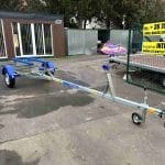 ALFA Marine 15518HP.55A* Neo egytengelyes, fék nélküli, párnafás, csónakszállító