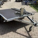 ALFA 12116MP.75 egytengelyes, 2.10×1.60m méretű, 750kg fék nélküli mellsőkerekes uniplatós síkplatós motorszállító és quadszállító utánfutó