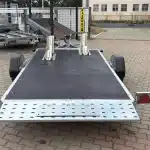 ALFA-B 23016MP.130SC egytengelyes 3,0x1,6m méretű, 1300kg, fékezett, mellsőkerekes uniplatós síkplatós süllyeszthető motorszállító és quadszállító utánfutó