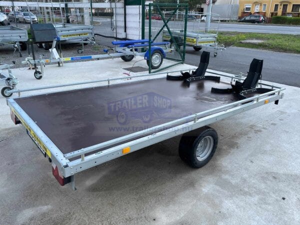ALFA 12516AP.75 10", 2,56x1,60m méretű, 750kg egytengelyes fék nélküli alsókerekes uniplatós síkplatós motorszállító és quadszállító utánfutó