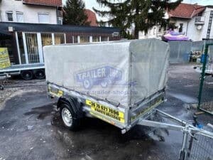 Zaslaw 235SU 2,35×1,32m méretű, 750kg fékezetlen mellsőkerekes ponyvás utánfutó, használt utánfutó