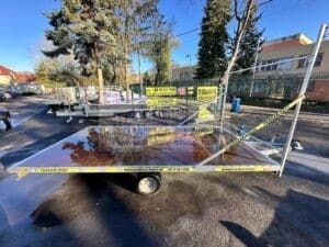 ALFA 24020AP.75 10″ 4,05×2,00m méretű, 1300kg egytengelyes fékezett alsókerekes uniplatós síkplatós utánfutó trailer, tréler, használt utánfutó