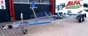 ALFA-T Marine 47825HG.270A* Kéttengelyes, fékes utánfutók max.7,80 m/26 láb hosszúságú, 2,45m széles csónakokhoz, hajószállító, görgős