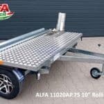 motorszállító utánfutó