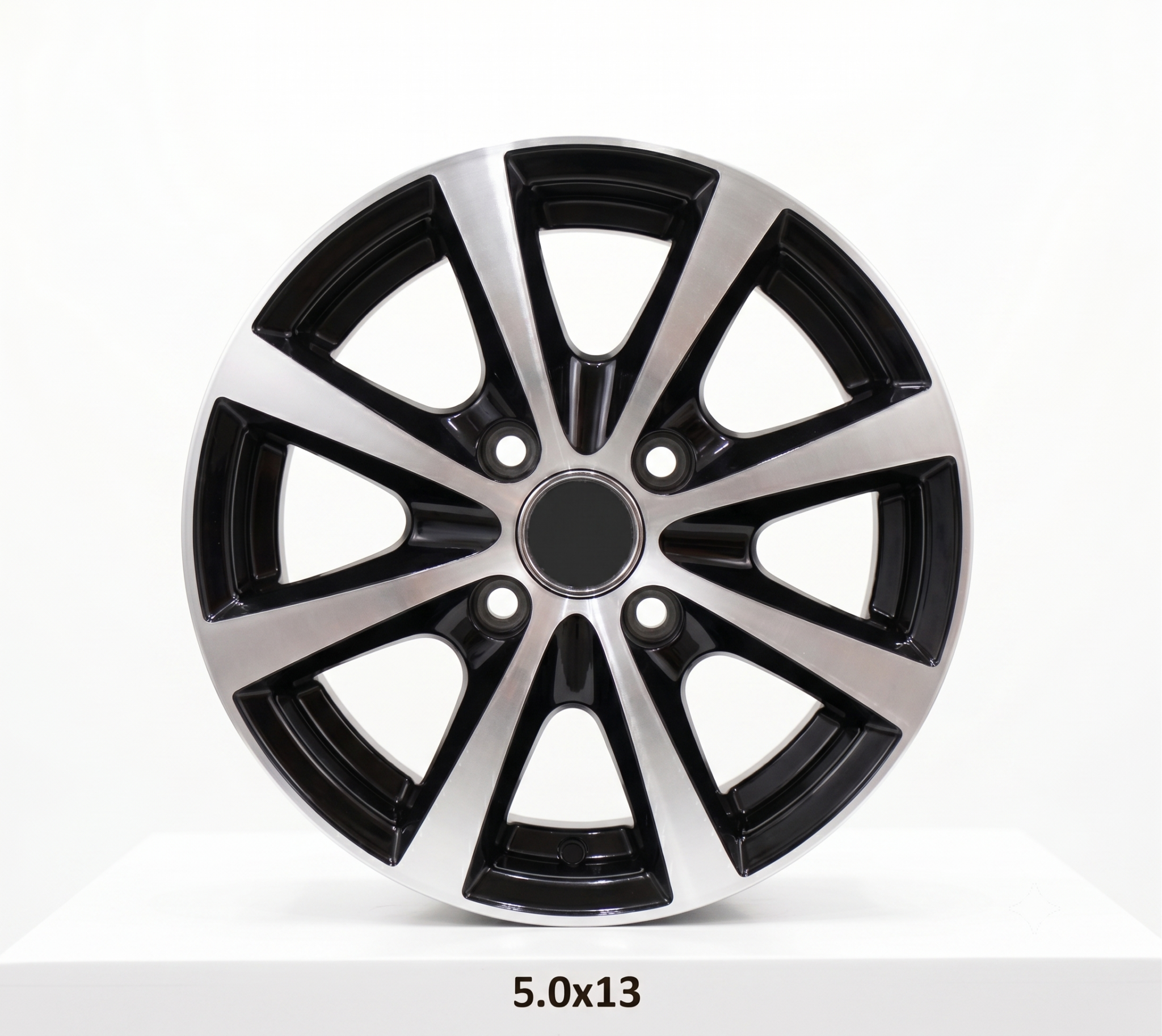 Alufelni 5.00×13/ 4×100/ ET30 használható 155/70R13, 155R13C, 165/R13C kerékhez E0031