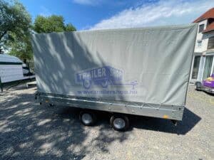 ALFA-T 44020AP.350-ig 13" kéttengelyes, 4,05x2,0m méretű, 3500kg, fékezett, alsókerekes, síkplatós, uniplatós utánfutó, trailer, tréler és autószállító tréler PONYVÁVAL