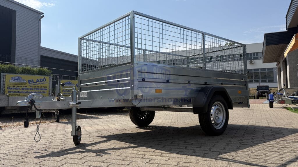 ALFA 12513MN.75 egytengelyes, 2,44x1,25m méretű, 750kg fék nélküli, mellsőkerekes fix oldalfalas nyitott utánfutó RÁCCSAL