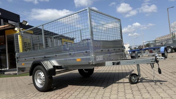 ALFA 12513MN.75 egytengelyes, 2,44x1,25m méretű, 750kg fék nélküli, mellsőkerekes fix oldalfalas nyitott utánfutó RÁCCSAL