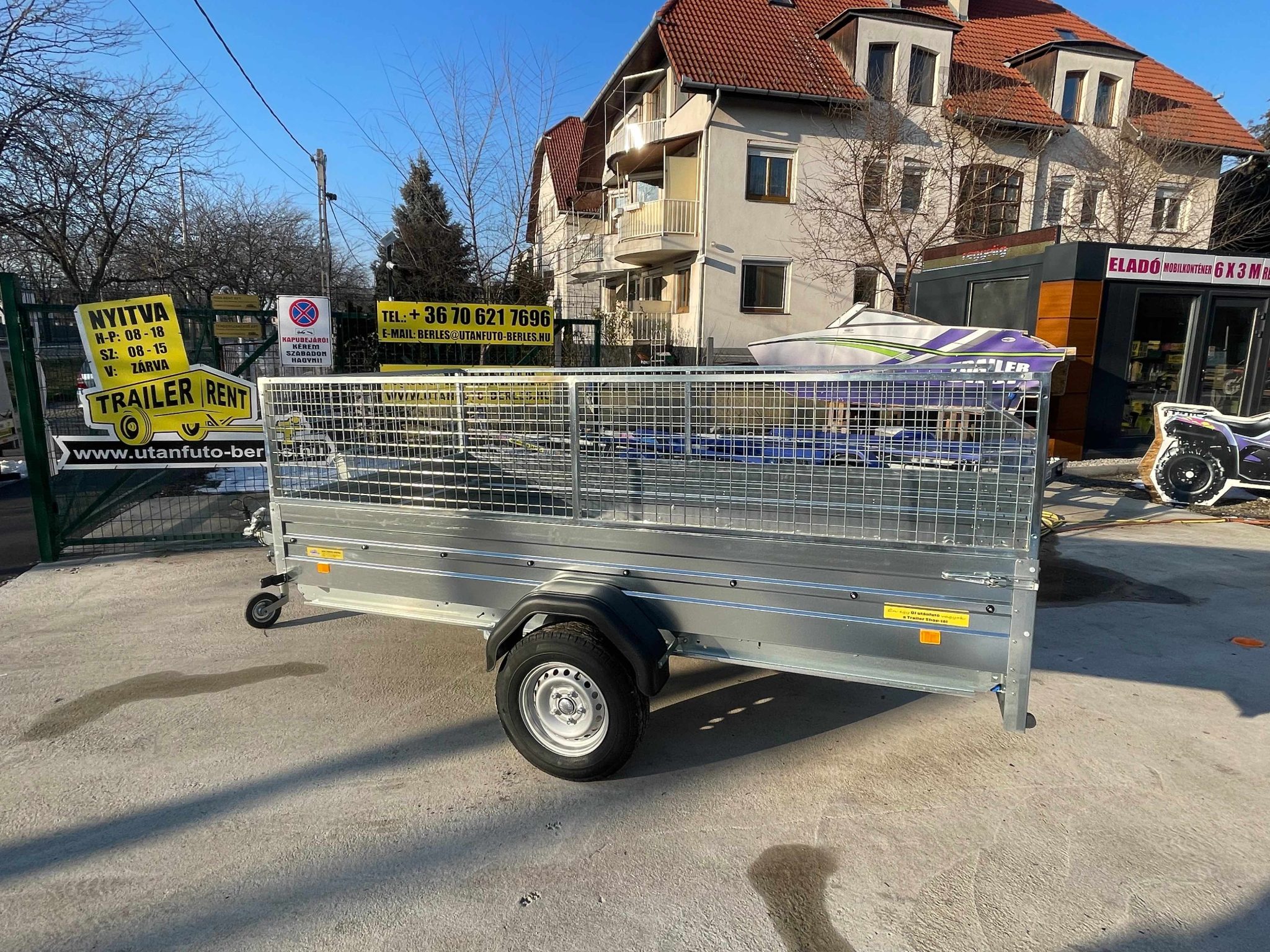 ALFA 13015MN.75 FAB egytengelyes fékezetlen utánfutó RÁCCSAL 294x144cm - 750kg össztömeg