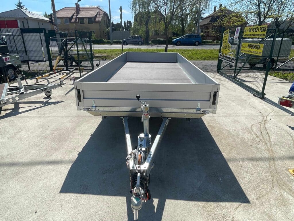 ALFA-T 45020AP.270 kéttengelyes fékezett utánfutó OLDALFALLAL 500x200cm 2700kg össztömeg