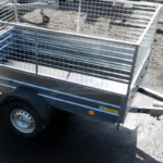 ALFA 12011MN.75 egytengelyes, 2,0x1,08m méretű, 750kg fék nélküli, mellsőkerekes fix oldalfalas nyitott utánfutó RÁCCSAL