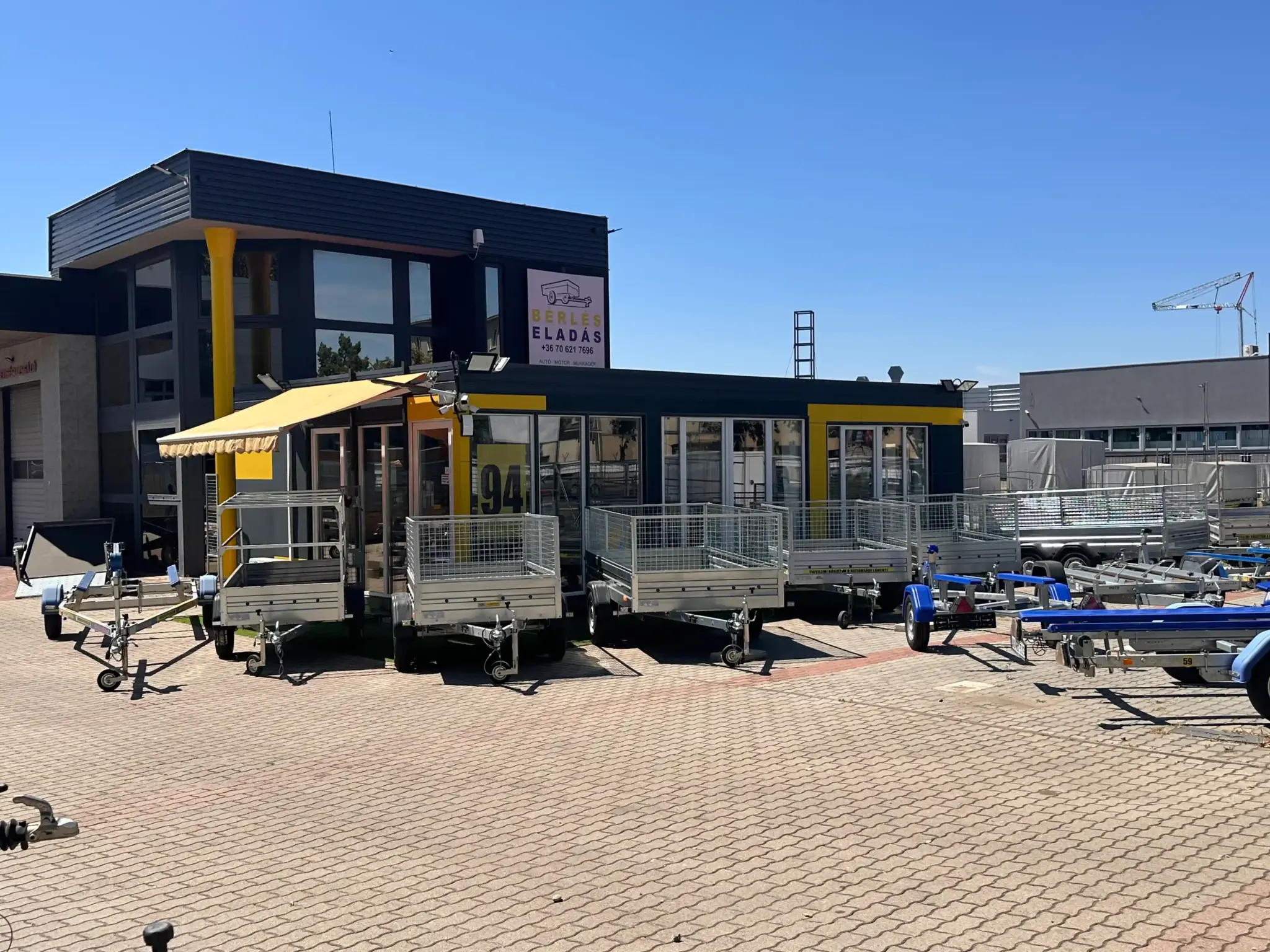 Trailer-Shop telephely 12